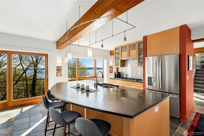 Building Photo - Architectural Seattle Masterpiece with Pan...
