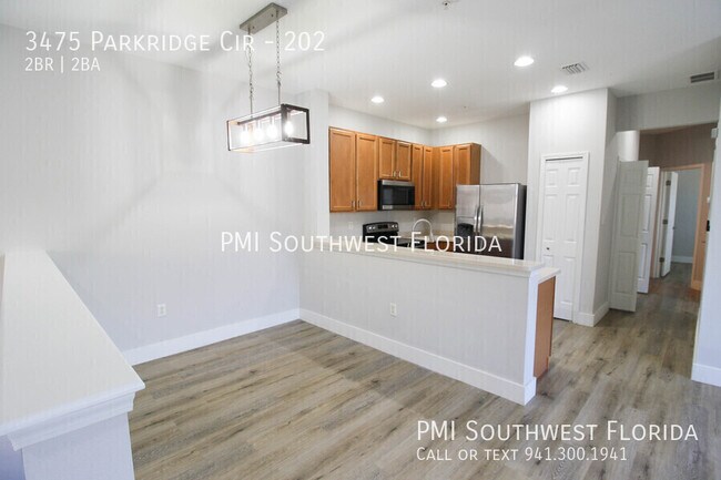 Foto del edificio - 3475 Parkridge Cir