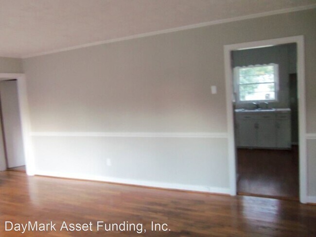 Building Photo - 3 br, 1 bath House - 809 S Washington Ave
