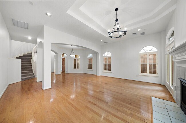 Building Photo - 620 Detering St