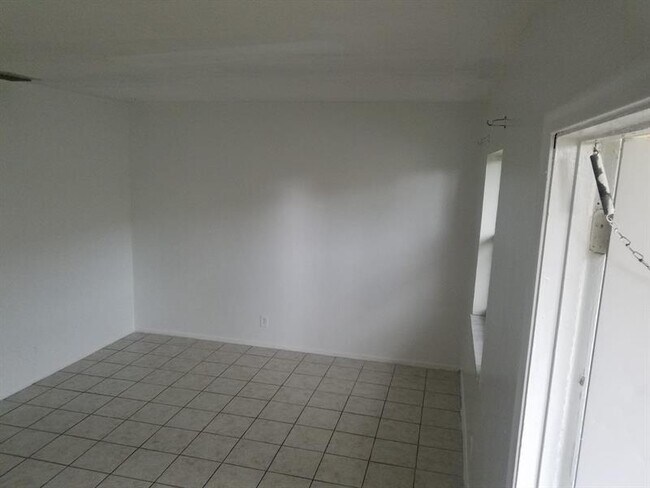 Foto del edificio - 4151 NW 30th Terrace