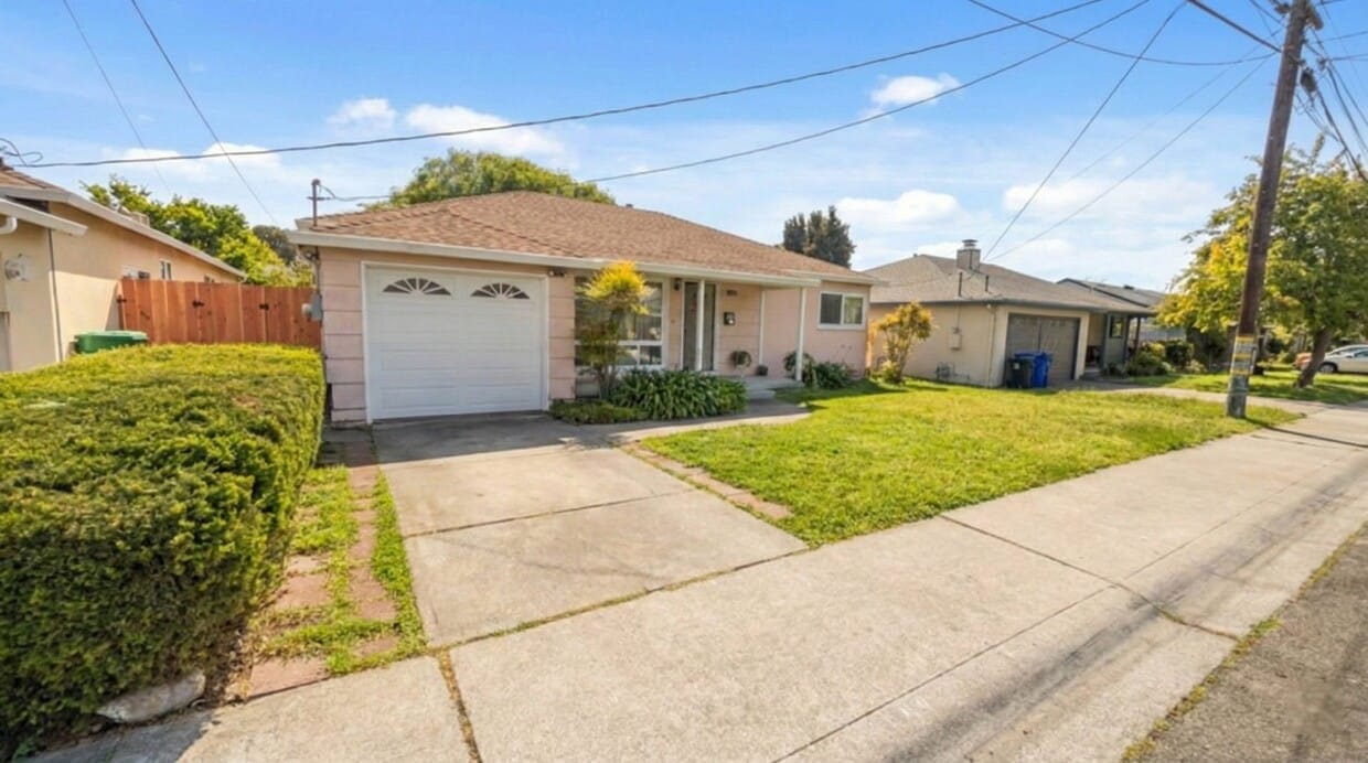 Building Photo - Renovated 3 Bd House in San Lorenzo Village w/ Large Yard Near Schools