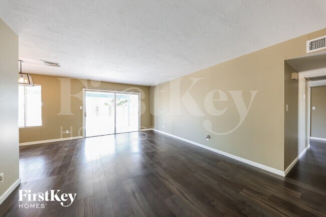 Foto del edificio - 2915 W Danbury Dr