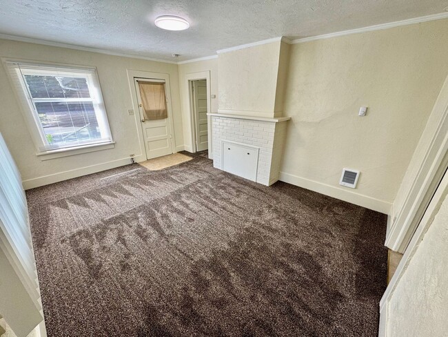 Foto del edificio - Updated Unit Just Two Blocks From OSU Campus