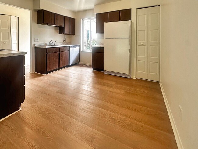 Foto del edificio - 4830 Norfolk Cir