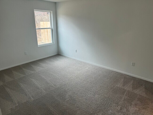 Foto del edificio - 10700 Mason Dr