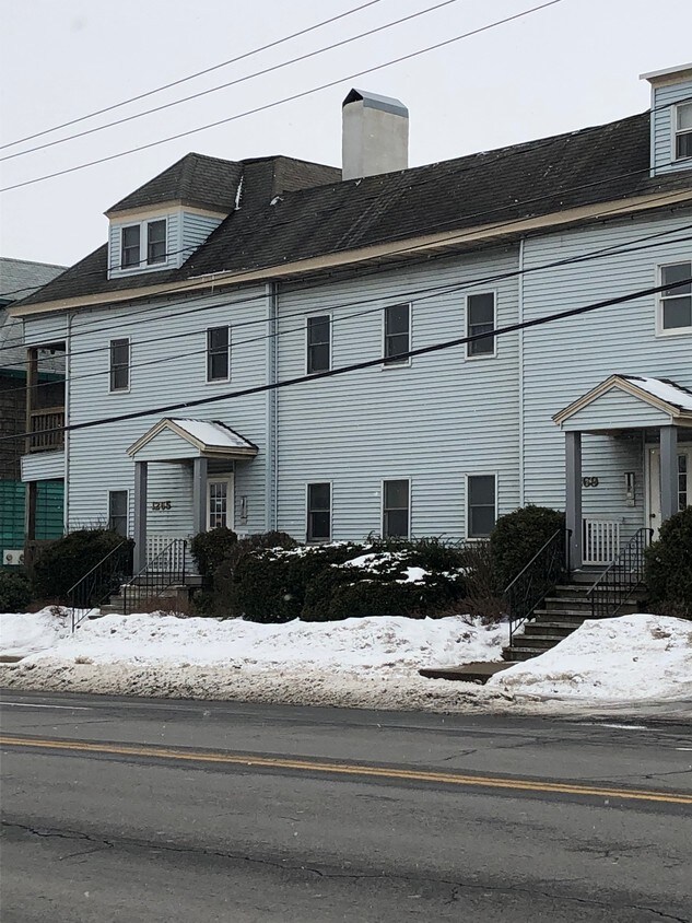 Primary Photo - 1269 W Genesee St
