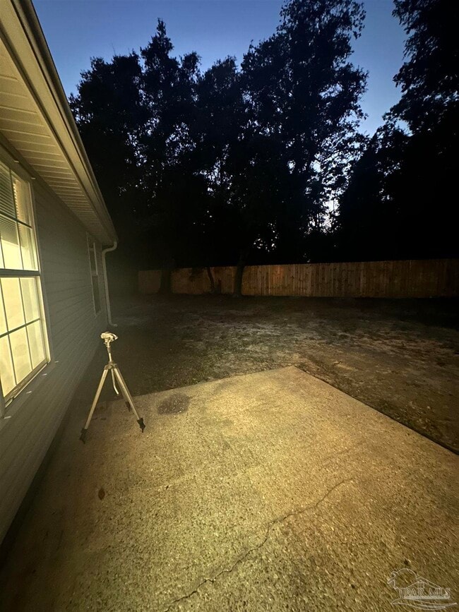 Building Photo - 808 Wickwood Cir