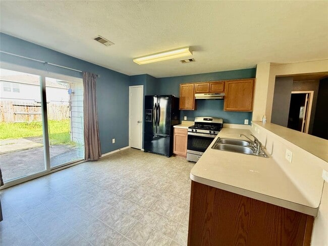 Foto del edificio - 15327 Harris Canyon Ln