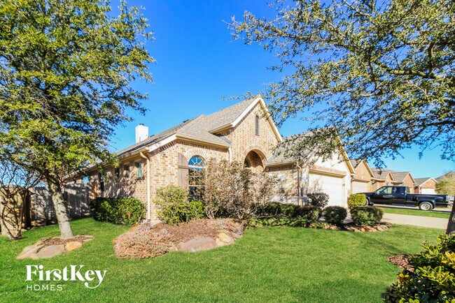 Building Photo - 206 Lavaca Dr