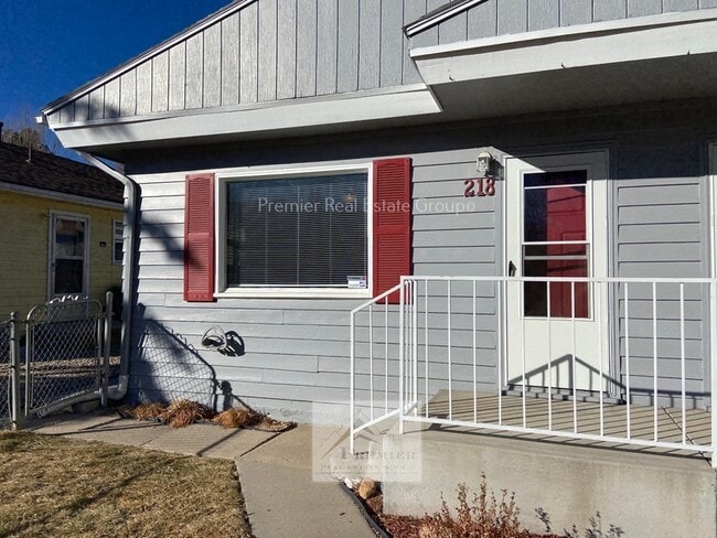 Photo - 218 W Ramona Ave House