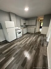 Building Photo - 50 Hunters Ave