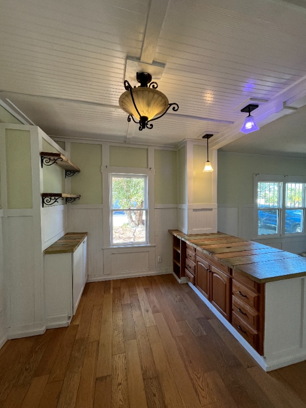 Building Photo - 3534 Haines Rd N