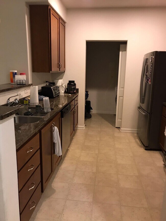 Kitchen - 1388 Broadway