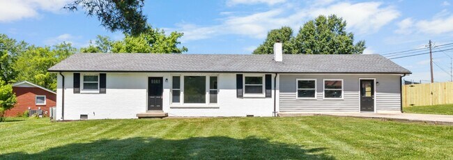 Building Photo - 3 Bedroom Pet Friendly Home For Rent!