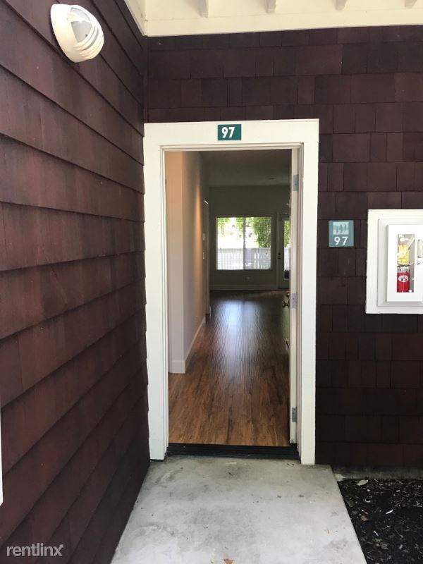Building Photo - 2 br, 2 bath Condo - 97 Bayside Court