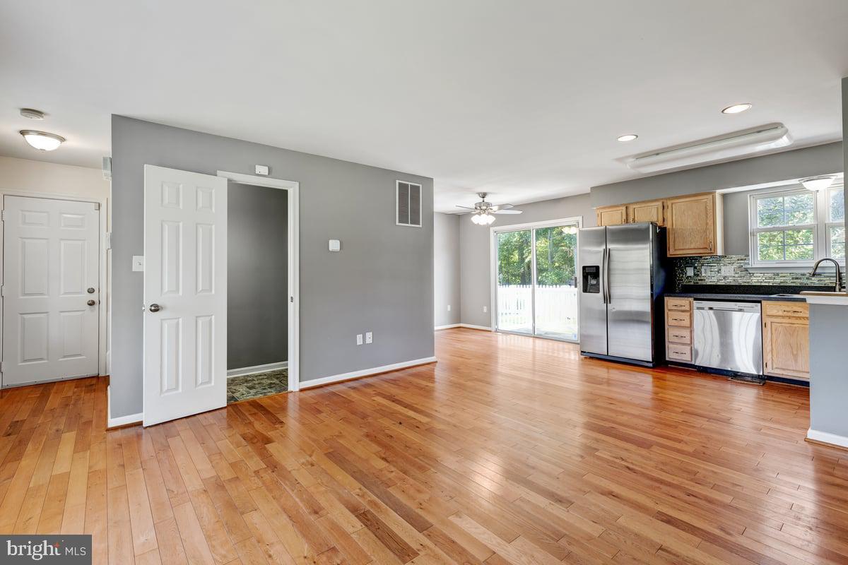 Foto principal - 4055 Weeping Willow Ln