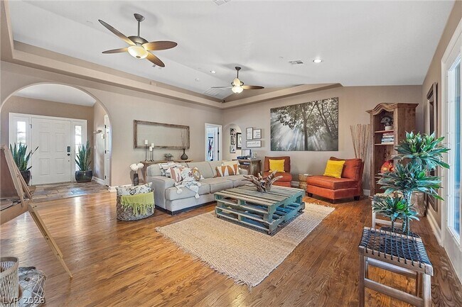 Foto del edificio - 7520 Sisk Rd