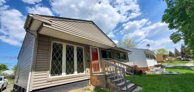 Building Photo - 4324 Wyatt Rd