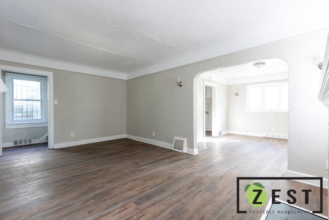 Building Photo - OPEN HOUSE SATURDAY APRIL 26th 9am to 9:30am