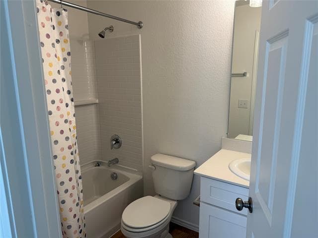 Foto del edificio - 16044 Isles Dr