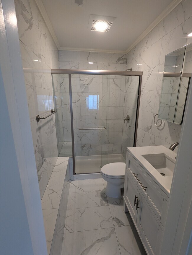 Baño principal - 1801A 28th Ave