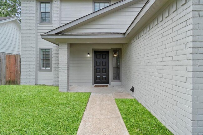Foto del edificio - 23311 Montague Dr