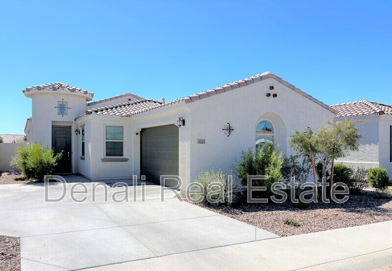 Primary Photo - 4023 W Ross Ave