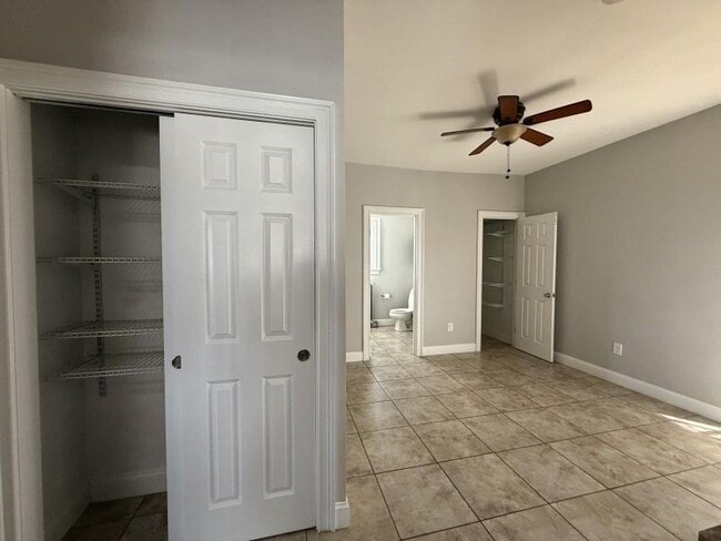 Foto del edificio - 517 President