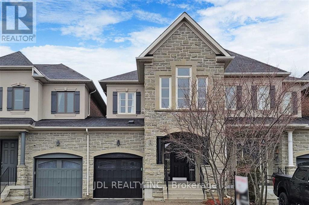 Photo principale - 8 Mill River Dr