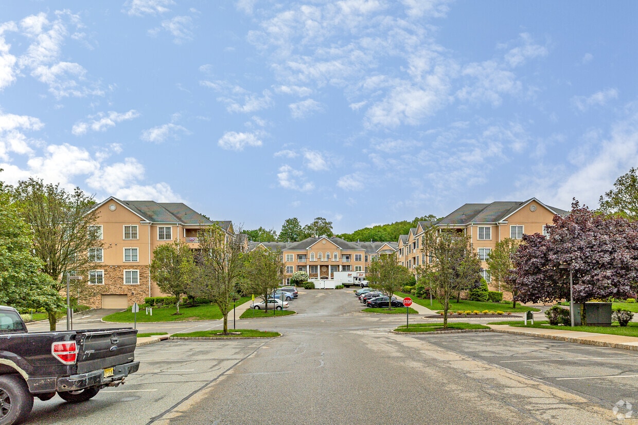 Foto del edificio - Fox Hills at Rockaway