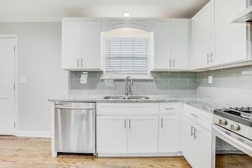 Building Photo - 2287 Wallingford Dr