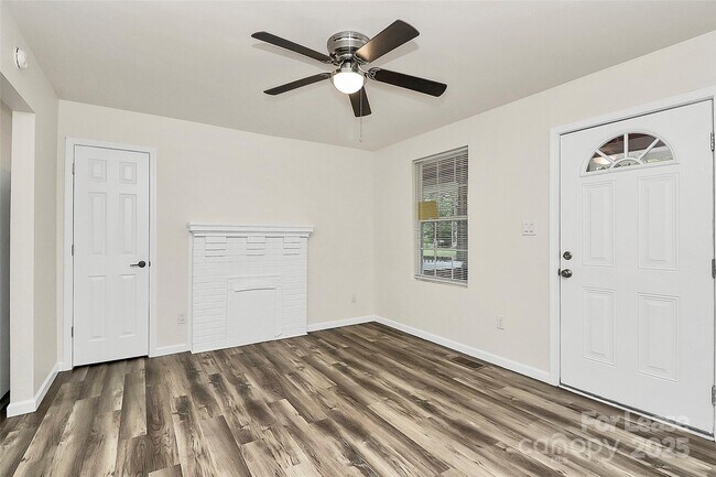 Foto del edificio - 2825 Morson St