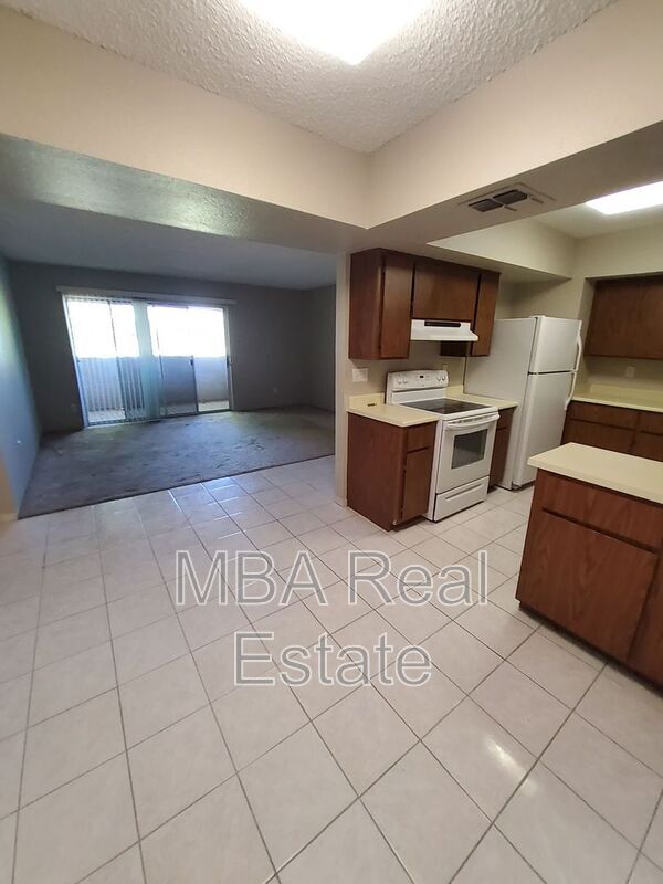 Building Photo - 4444 E Paradise Village Pkwy N