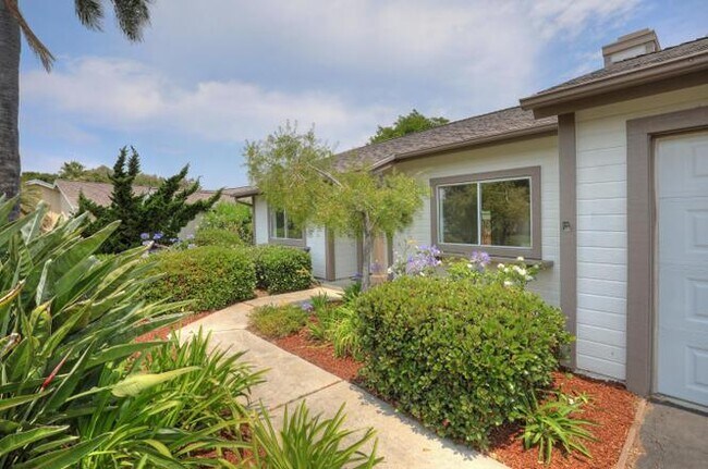 Foto del edificio - 6054 Ashley Pl