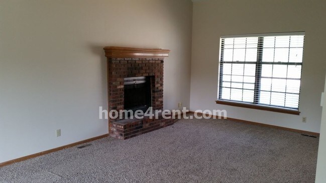 Building Photo - 1364 N Martway Dr