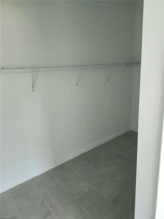 Building Photo - 1104 Capri St E