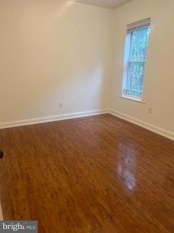 Foto del edificio - 2131 W Ontario St