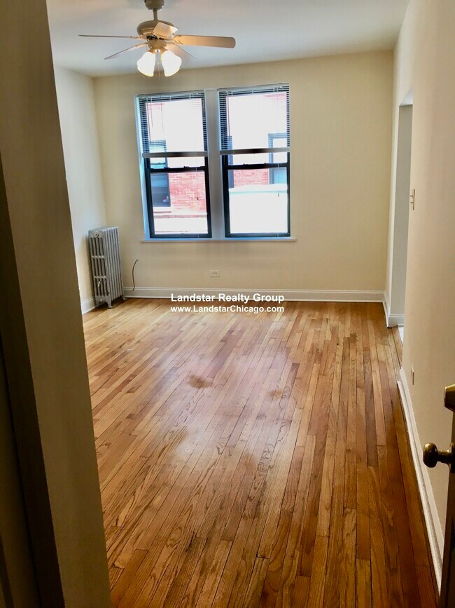 Building Photo - 2737 N Spaulding Ave