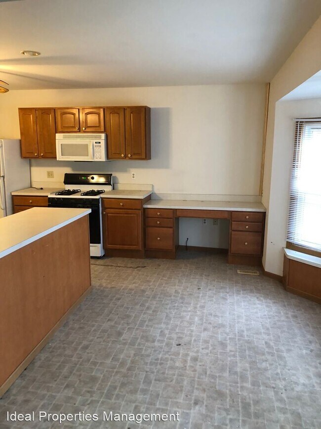 Foto del edificio - 2 br, 1 bath House - 100 West Spruce