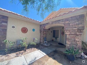 Building Photo - 1038 Armillaria St