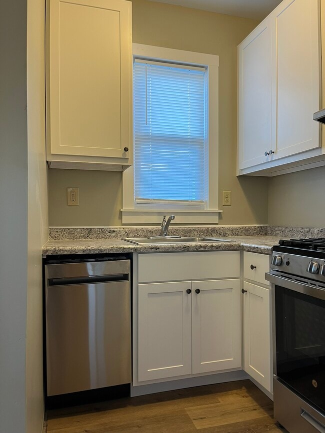 Foto del edificio - 814 E Lincoln Ave