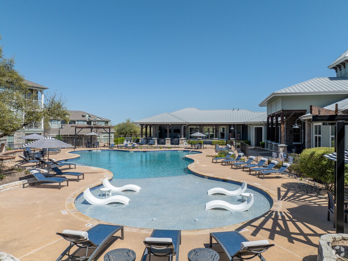 95twenty Apartments - 9520-9521 Spectrum Dr Austin, TX 78717