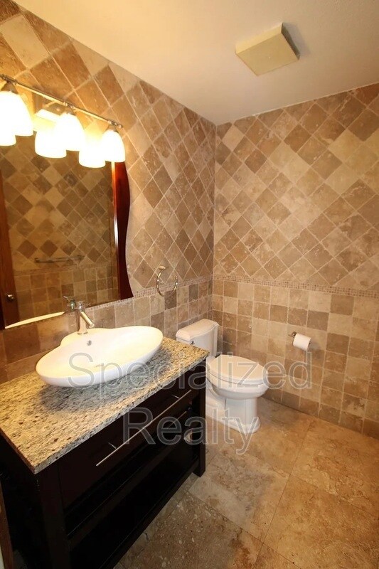 Building Photo - 3694 Berwick Dr