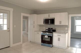 Building Photo - 105 Clarendon St
