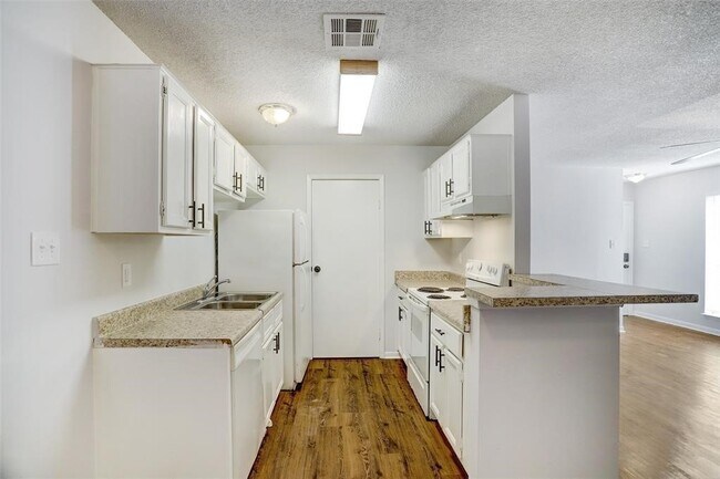 Foto del edificio - 3011 Taylor St