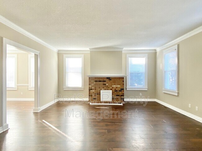 Foto del edificio - 4406 Victoria Blvd