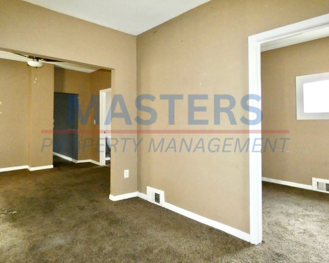 Building Photo - 2563 Foraker Ave