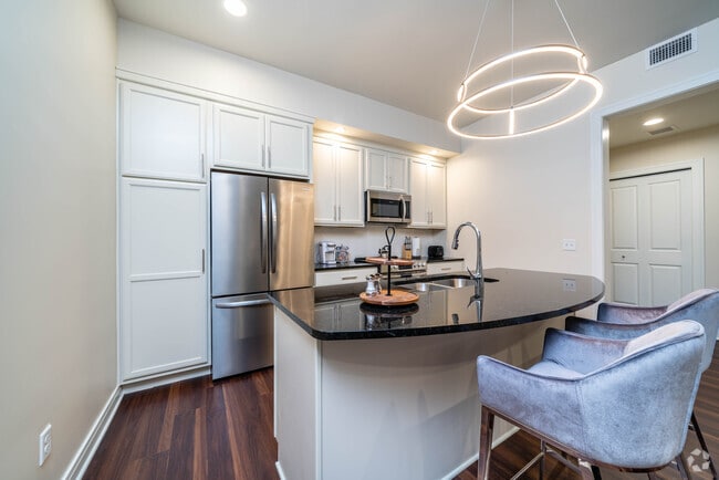 Peregrine Square 204 furnished option - Peregrine Square