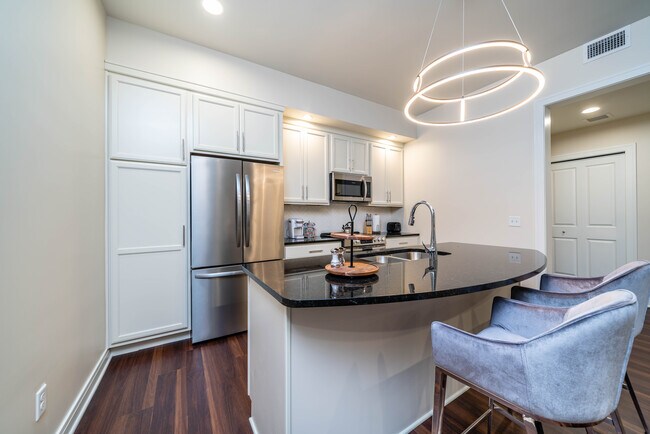 Cuadrado 204 - Peregrine Square